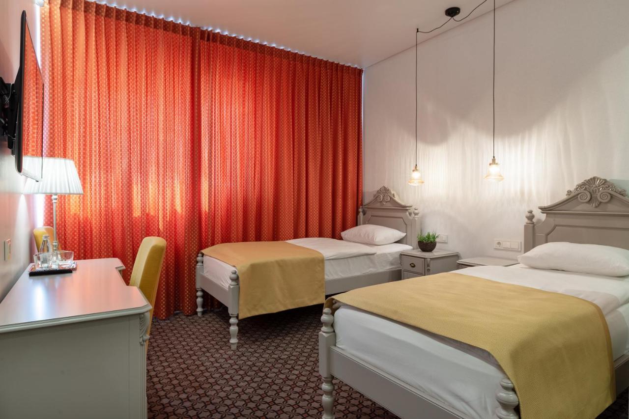 Hotel Sinchronas Telšiai 外观 照片