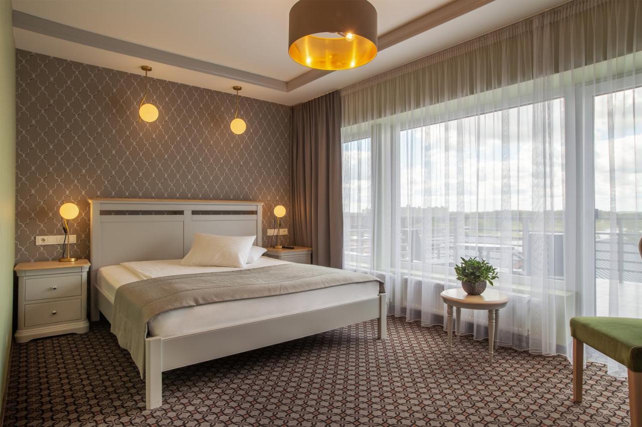 Hotel Sinchronas Telšiai 外观 照片