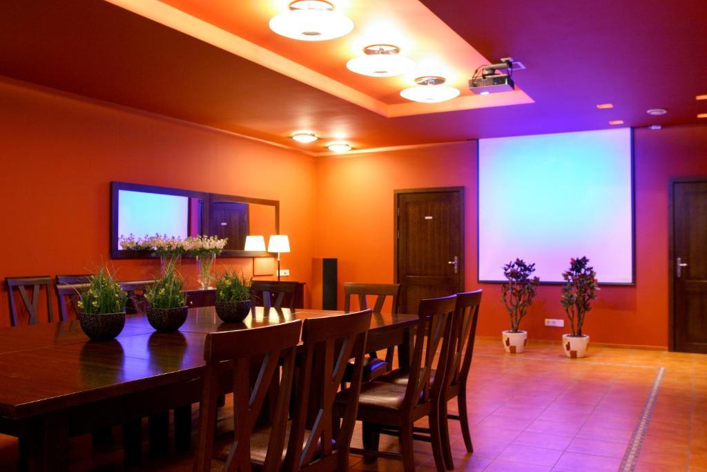 Hotel Sinchronas Telšiai 外观 照片