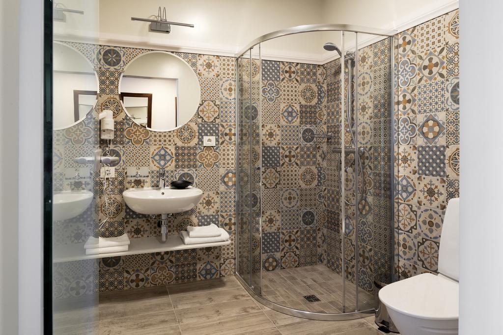 Hotel Sinchronas Telšiai 外观 照片