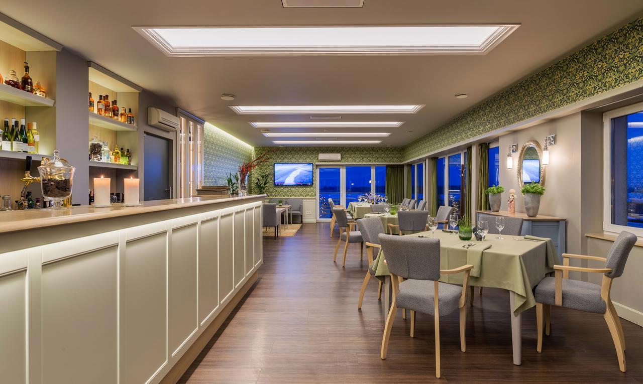 Hotel Sinchronas Telšiai 外观 照片